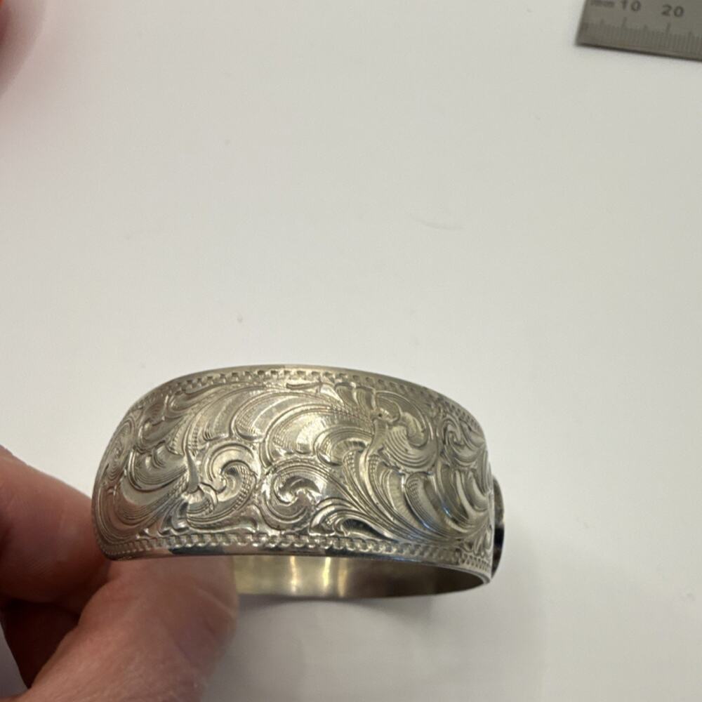 German Silver Western Americana Engraved Cuff Bracelet Gold Elk Motif - Picture 6 of 7
